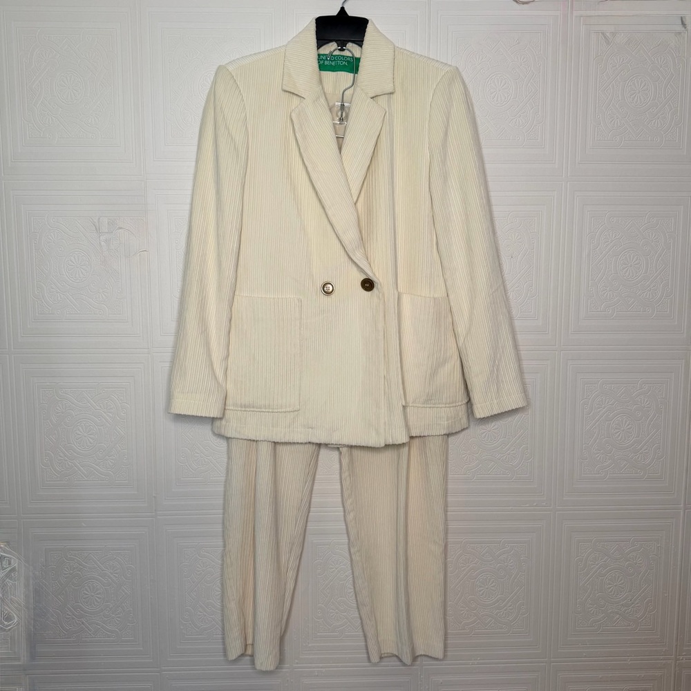 United Colors of Benetton Cream Corduroy Blazer and Pants Suit Set 10